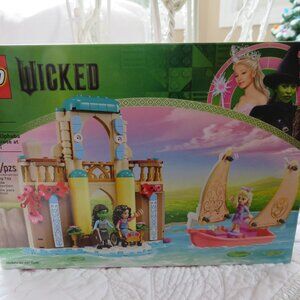 NEW 🆕 Lego Wicked Glinda and Elphaba Playset 75681